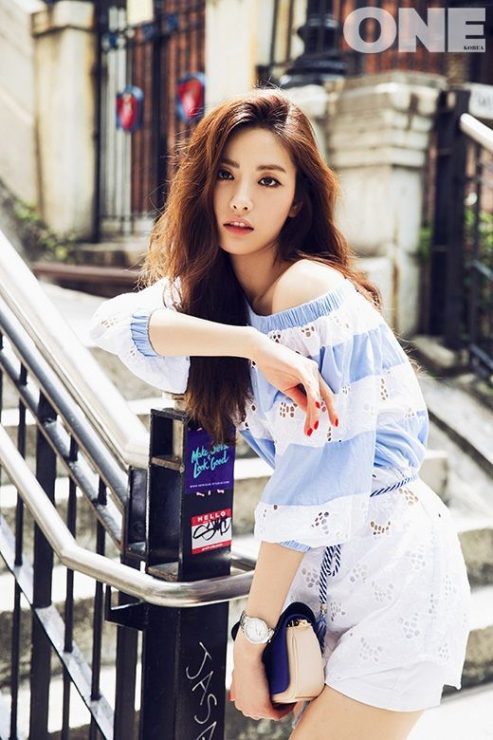 藍白穿搭　優雅 